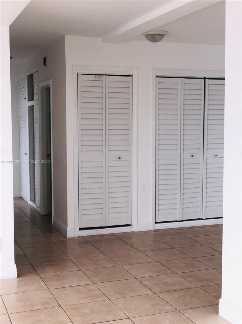 1430 Brickell Bay Dr , Unit PH-5, Miami, FL 33131 Photo