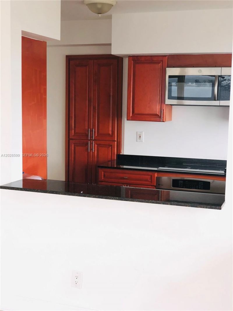 1430 Brickell Bay Dr , Unit PH-5, Miami, FL 33131 Photo
