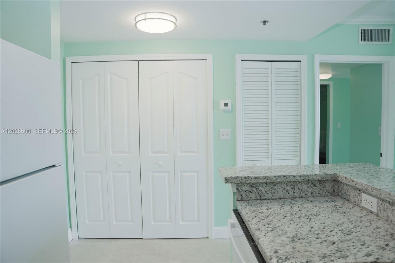 2665 SW 37th Ave , Unit 405, Miami, FL 33133 Photo