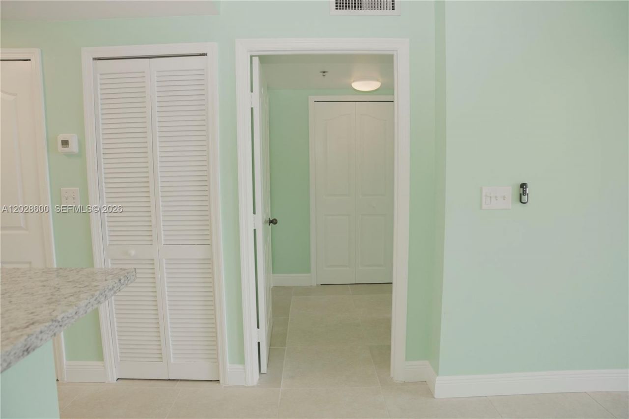 2665 SW 37th Ave , Unit 405, Miami, FL 33133 Photo