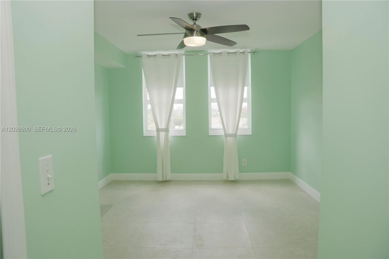 2665 SW 37th Ave , Unit 405, Miami, FL 33133 Photo