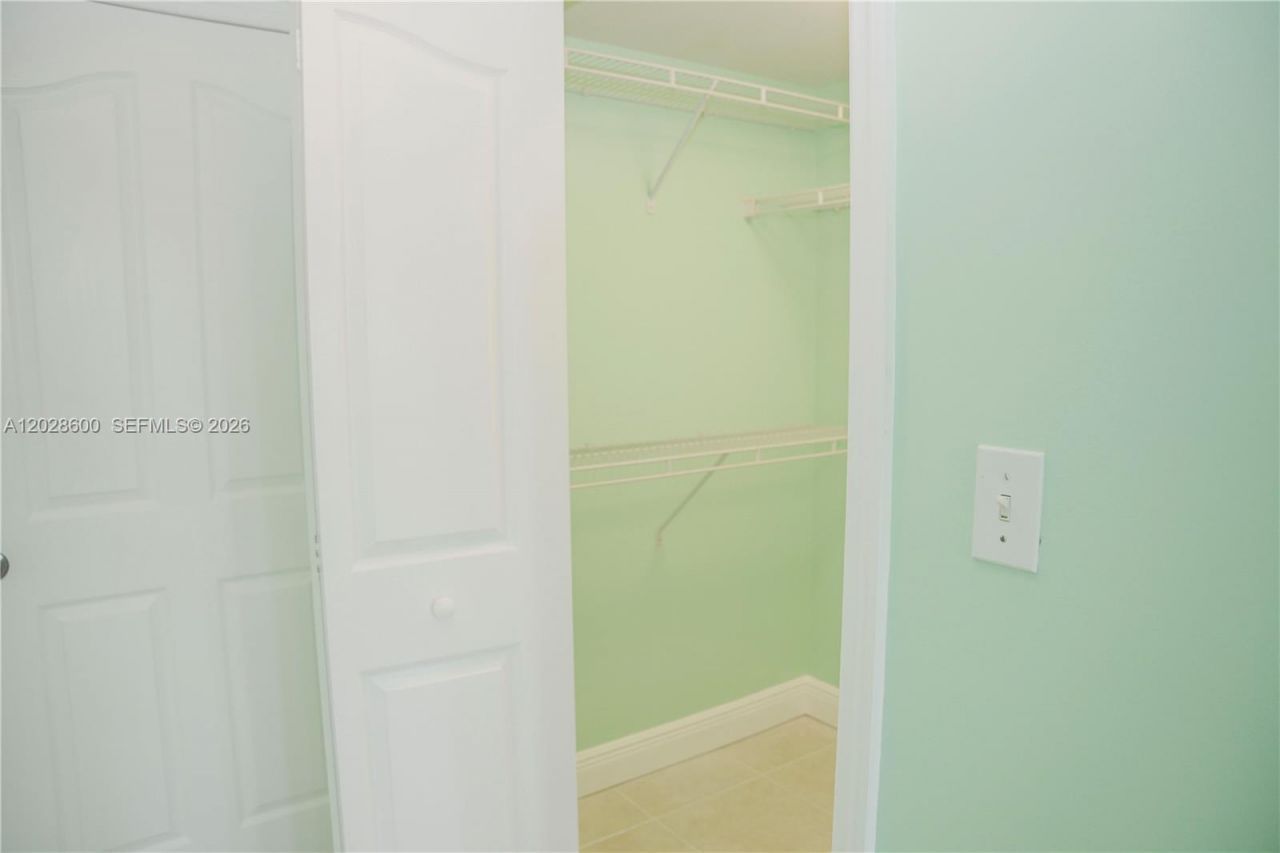 2665 SW 37th Ave , Unit 405, Miami, FL 33133 Photo