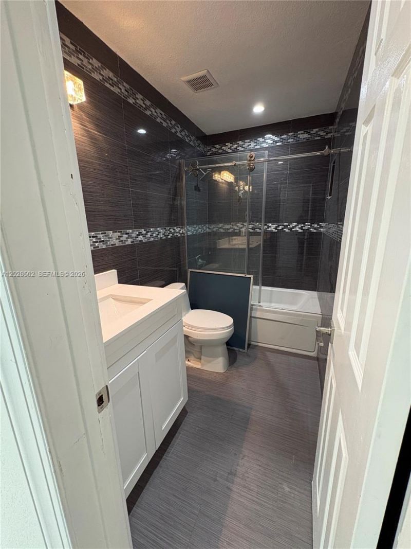 20081 NW 15th Ave, Miami Gardens, FL 33169 Photo