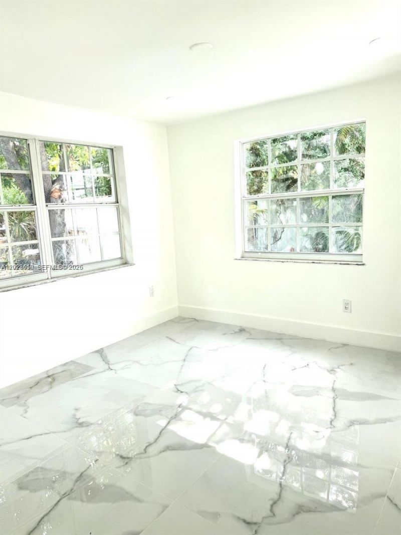 712 Hialeah Dr , Hialeah, FL 33010 Photo