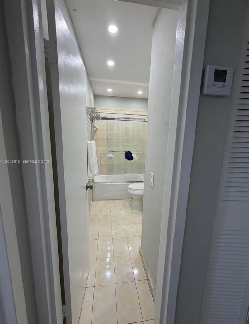 3551 SW 9th Ter, Unit 409, Miami, FL 33135 Photo