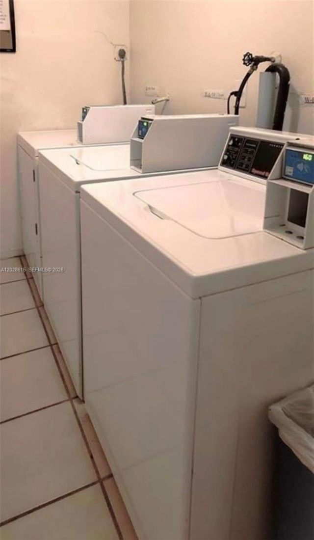 3551 SW 9th Ter, Unit 409, Miami, FL 33135 Photo