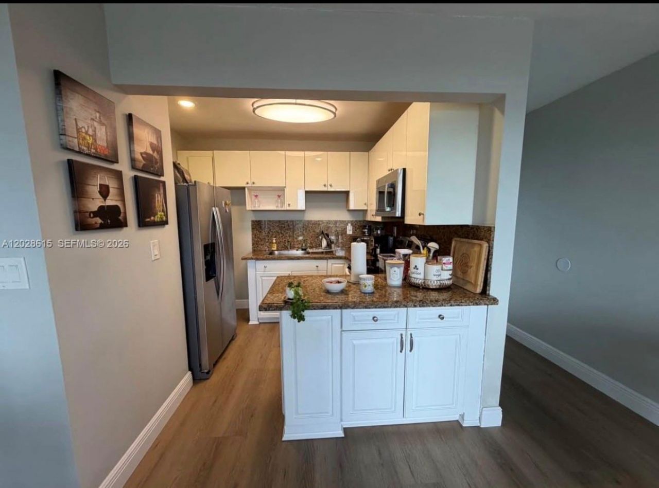 3551 SW 9th Ter, Unit 409, Miami, FL 33135 Photo