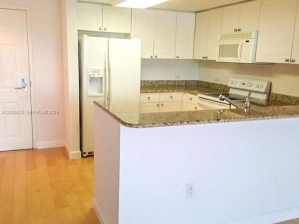 19501 W Country Club Dr , Unit 1511, Aventura, FL 33180
