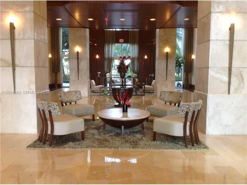 19501 W Country Club Dr , Unit 1511, Aventura, FL 33180 Photo