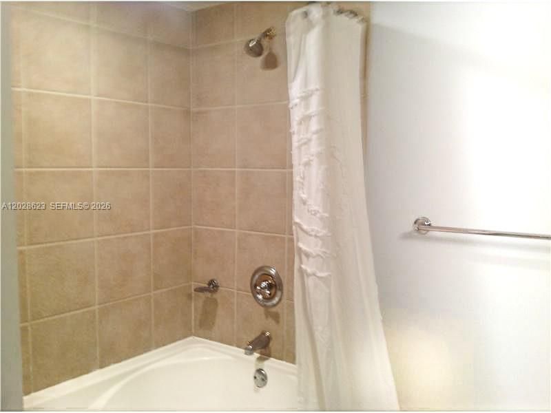19501 W Country Club Dr , Unit 1511, Aventura, FL 33180 Photo