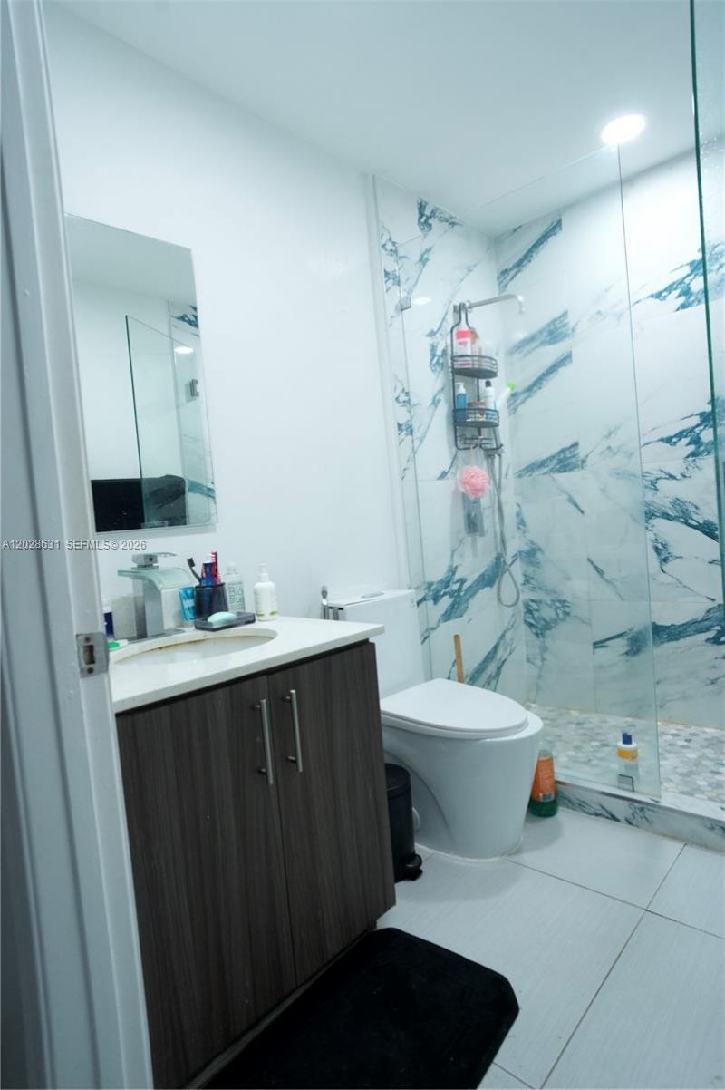 18499 NW 52nd Path , Miami Gardens, FL 33055 Photo