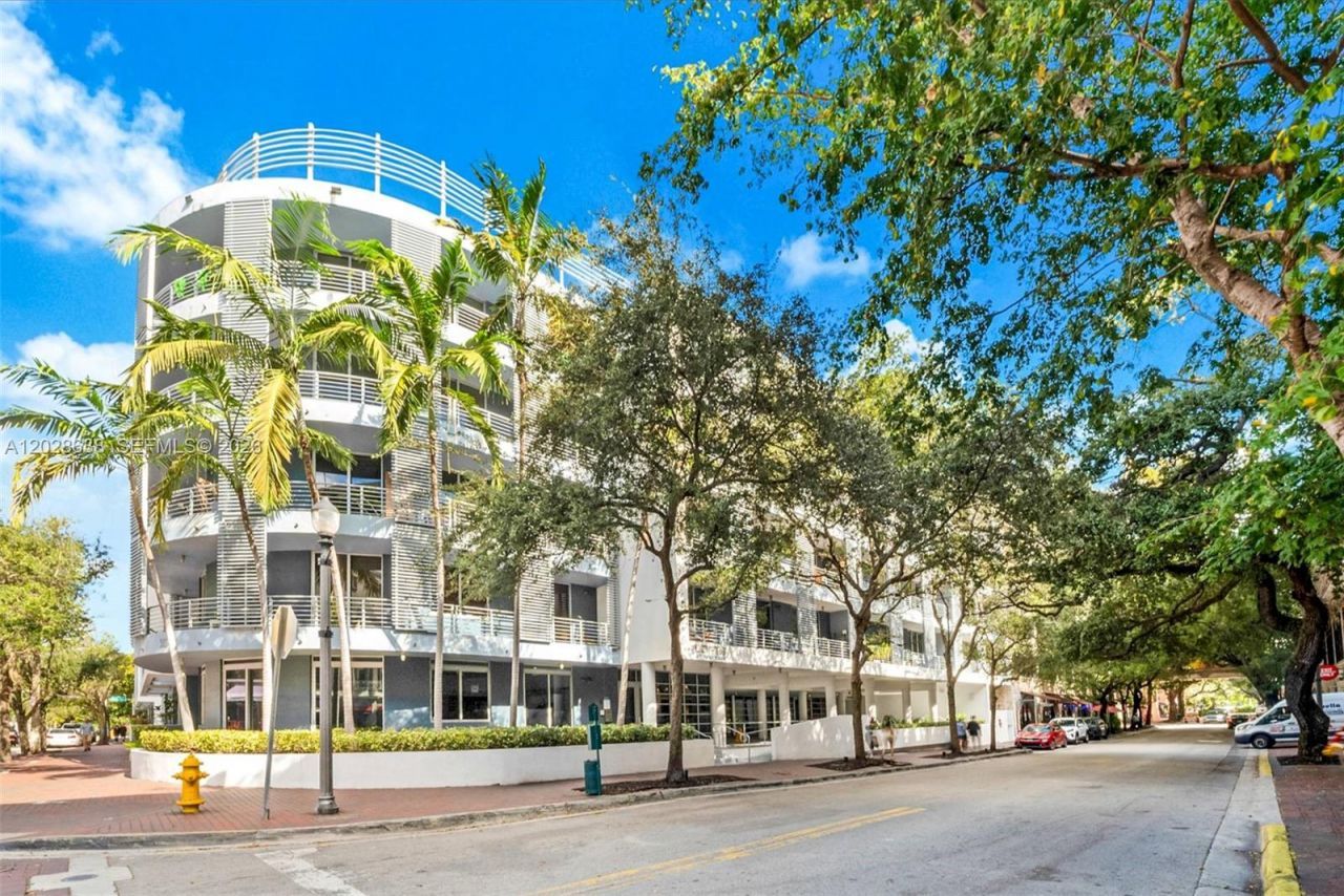 3339 Virginia Street , Unit 305, Miami, FL 33133 Photo