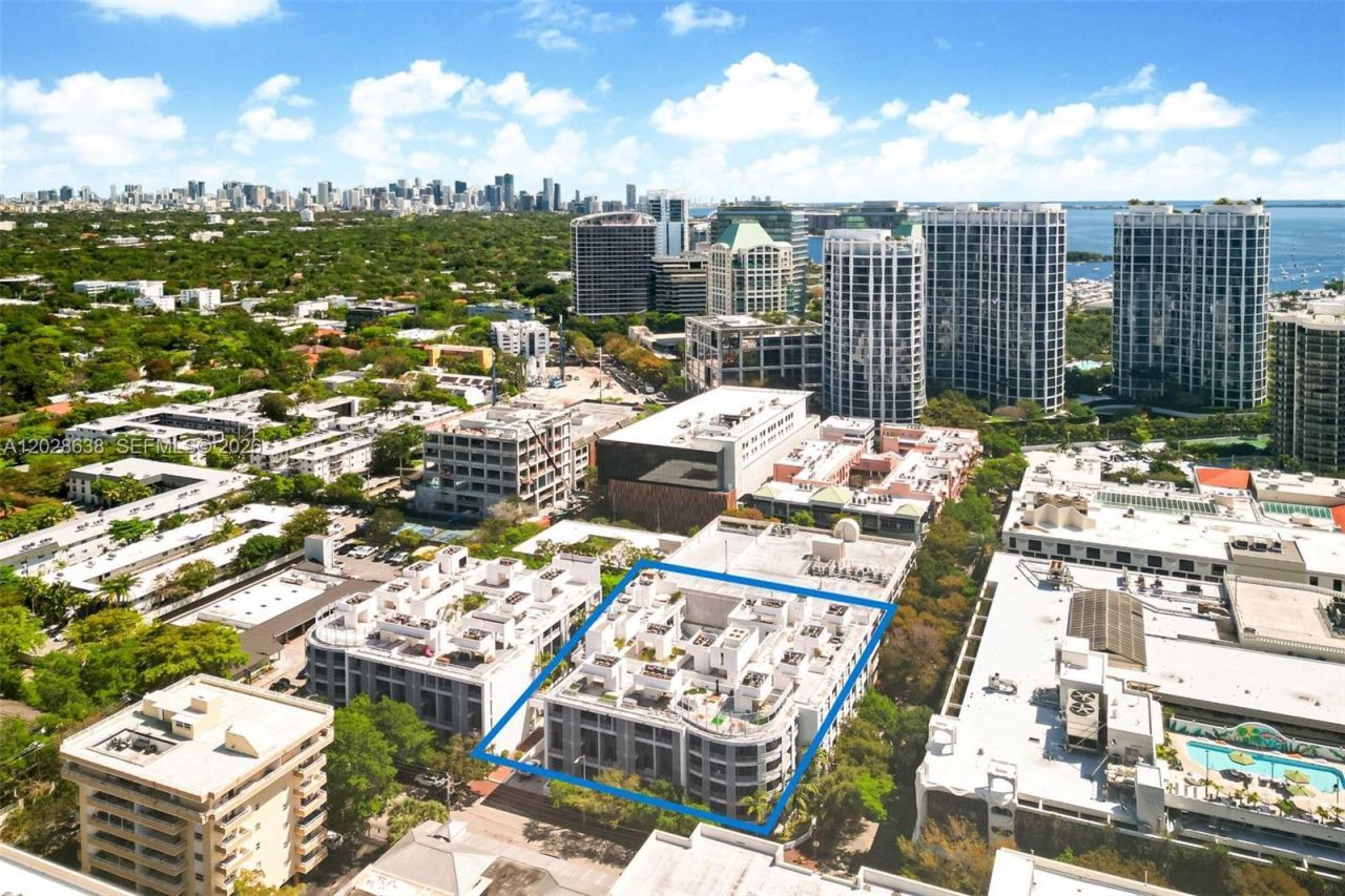 3339 Virginia Street, Unit 305, Miami, FL 33133 Photo