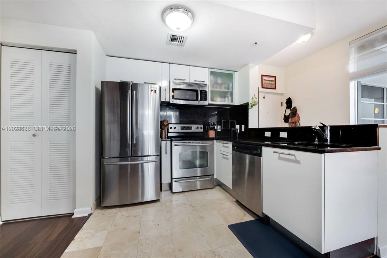 3339 Virginia Street, Unit 305, Miami, FL 33133 Photo