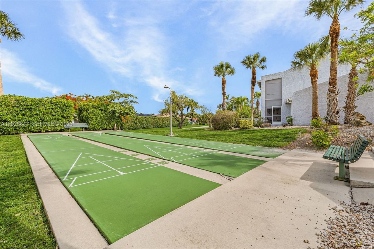 8 Watercolor Way, Naples, FL 34113 Photo