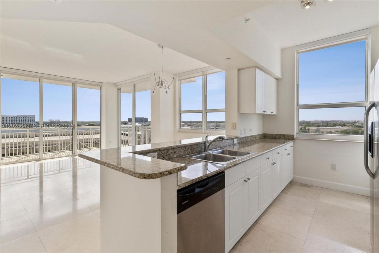 19501 W Country Club Dr, Unit 1009, Aventura, FL 33180 Photo