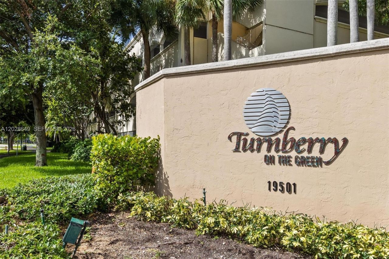 19501 W Country Club Dr, Unit 1009, Aventura, FL 33180 Photo
