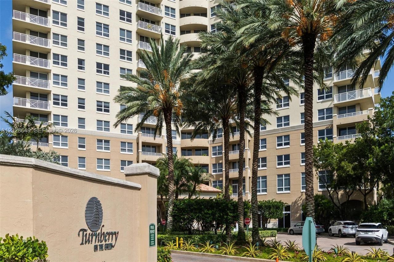 19501 W Country Club Dr, Unit 1009, Aventura, FL 33180 Photo