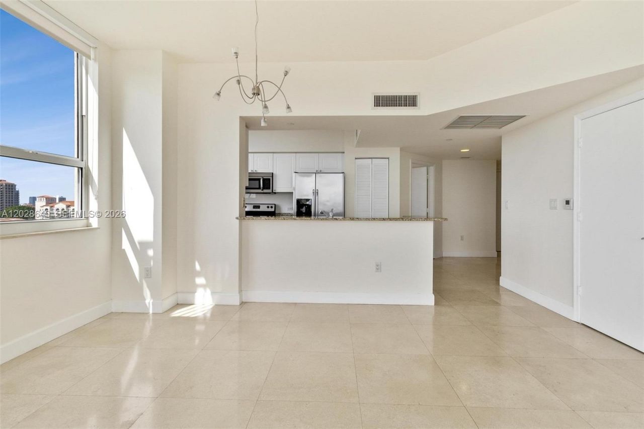 19501 W Country Club Dr, Unit 1009, Aventura, FL 33180 Photo