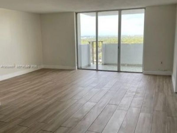 2750 NE 183rd St , Unit 2504, Aventura, FL 33160