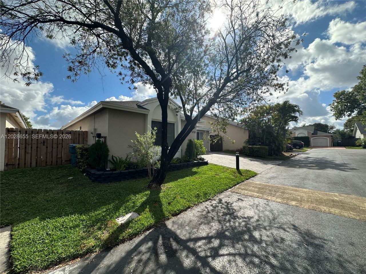 5733 NW 100th Ct, Unit 5733, Doral, FL 33178 Photo