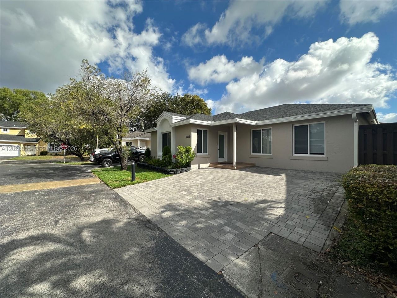 5733 NW 100th Ct, Unit 5733, Doral, FL 33178 Photo