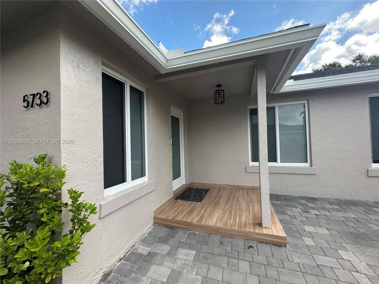 5733 NW 100th Ct, Unit 5733, Doral, FL 33178 Photo