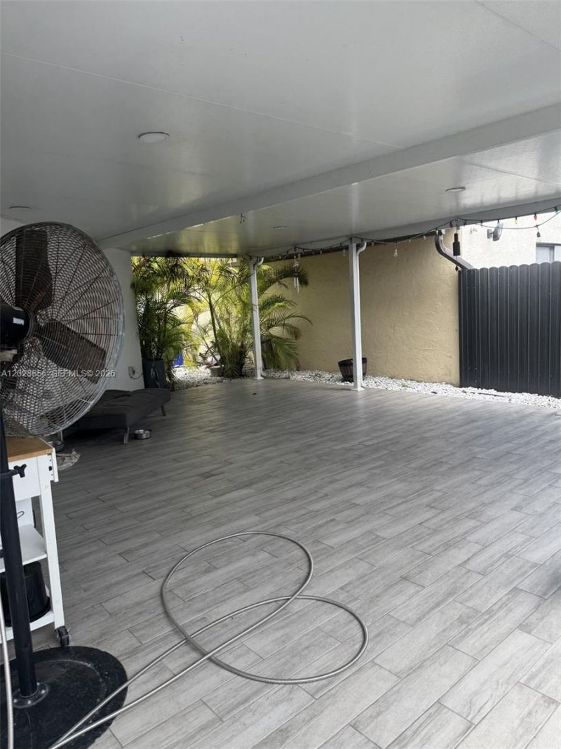 1131 SW 110th Ave , Pembroke Pines, FL 33025 Photo
