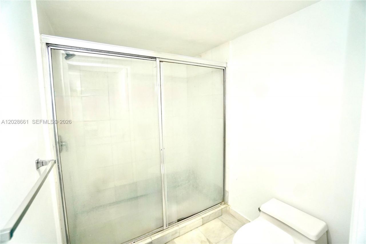 3400 NE 192nd St , Unit 606, Aventura, FL 33180 Photo
