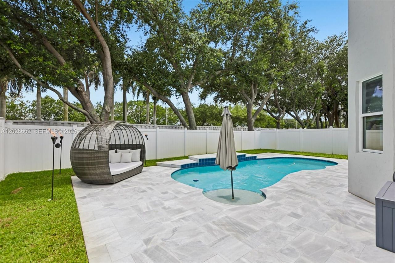 13370 SW 32nd St, Miramar, FL 33027 Photo