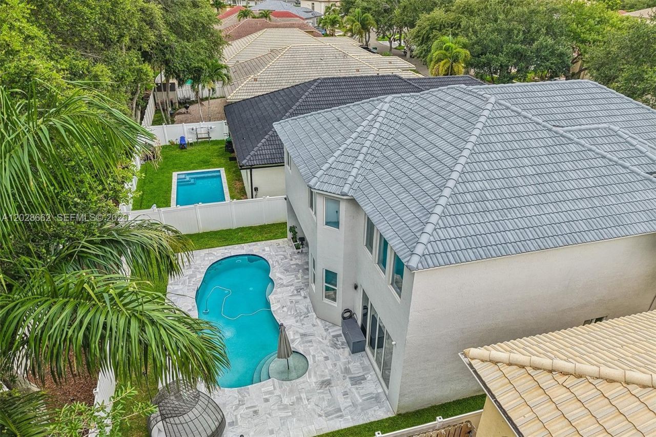 13370 SW 32nd St, Miramar, FL 33027 Photo