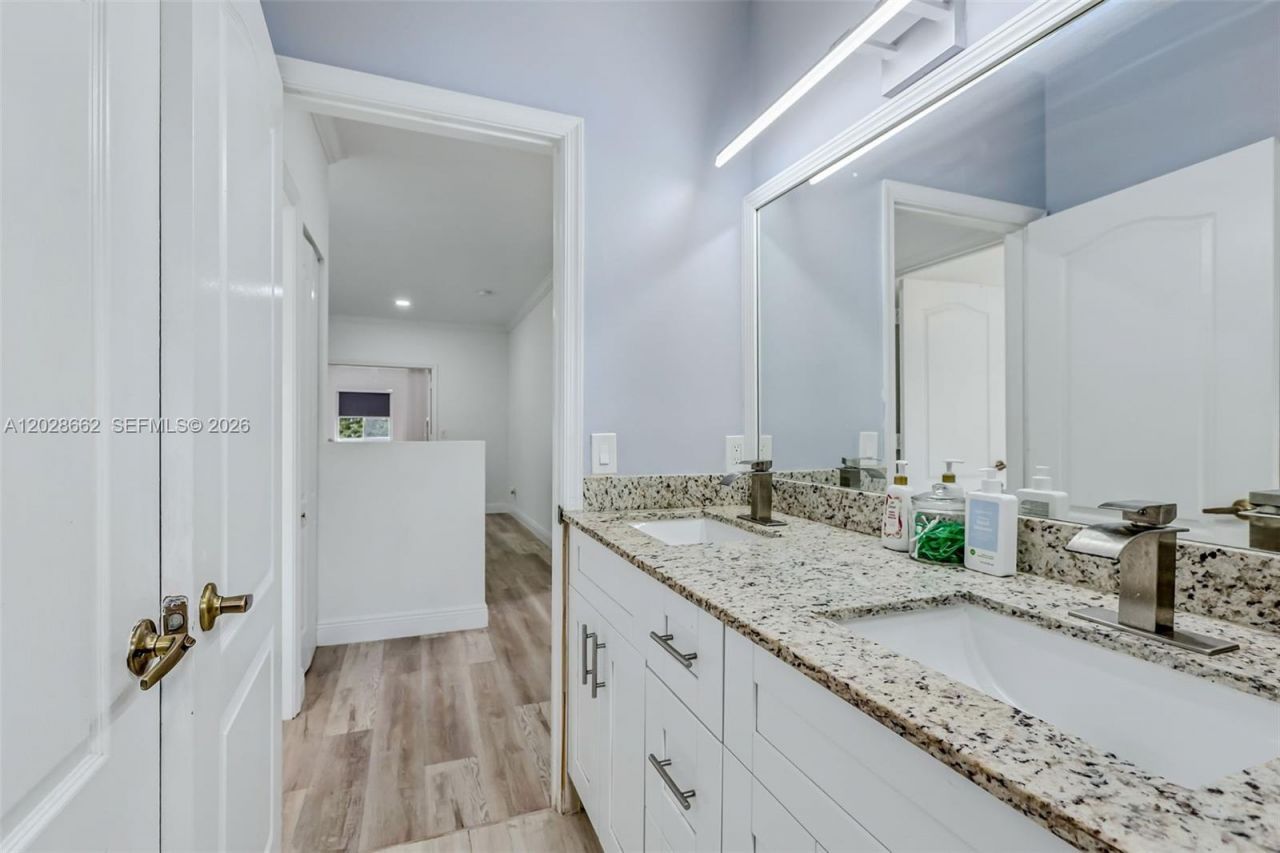 13370 SW 32nd St, Miramar, FL 33027 Photo