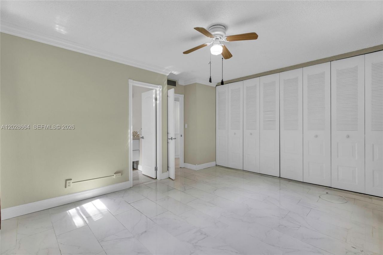 4805 NW 35th St , Unit 416, Lauderdale Lakes, FL 33319 Photo