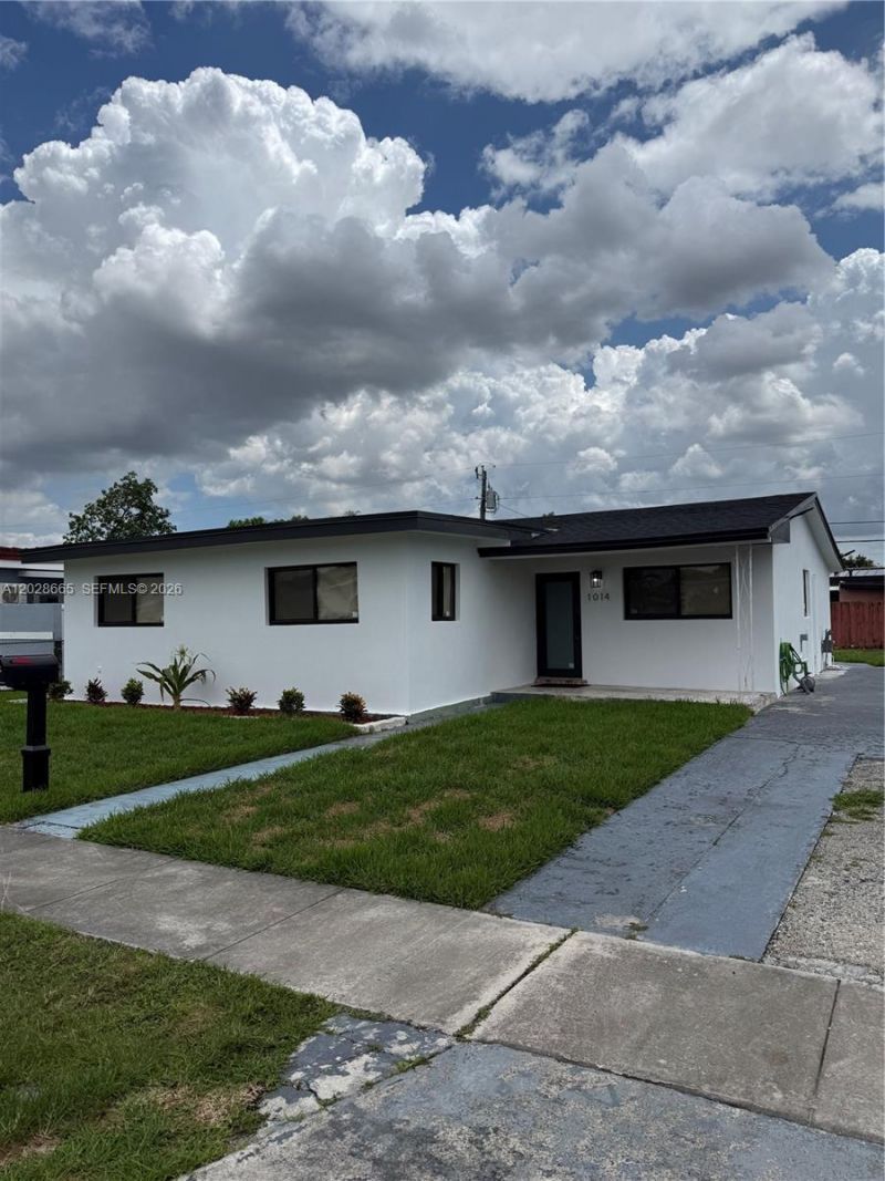 1014 W 66th St , Hialeah, FL 33012 Photo