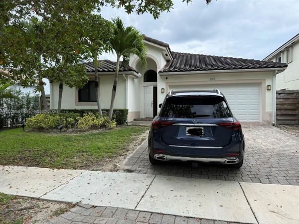 21041 SW 92nd Ct , Cutler Bay, FL 33189
