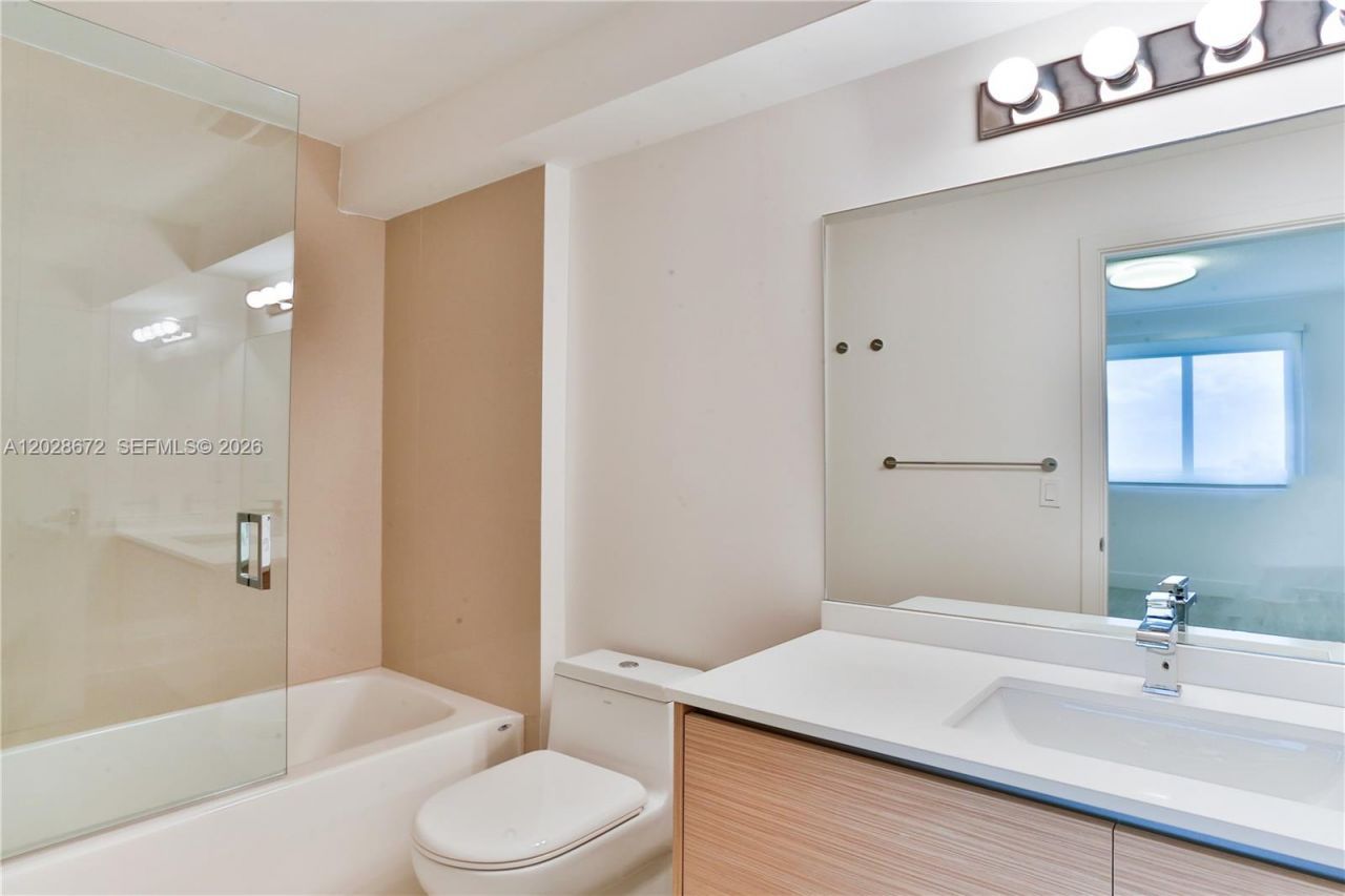 600 NE 27th St, Unit 1504, Miami, FL 33137 Photo