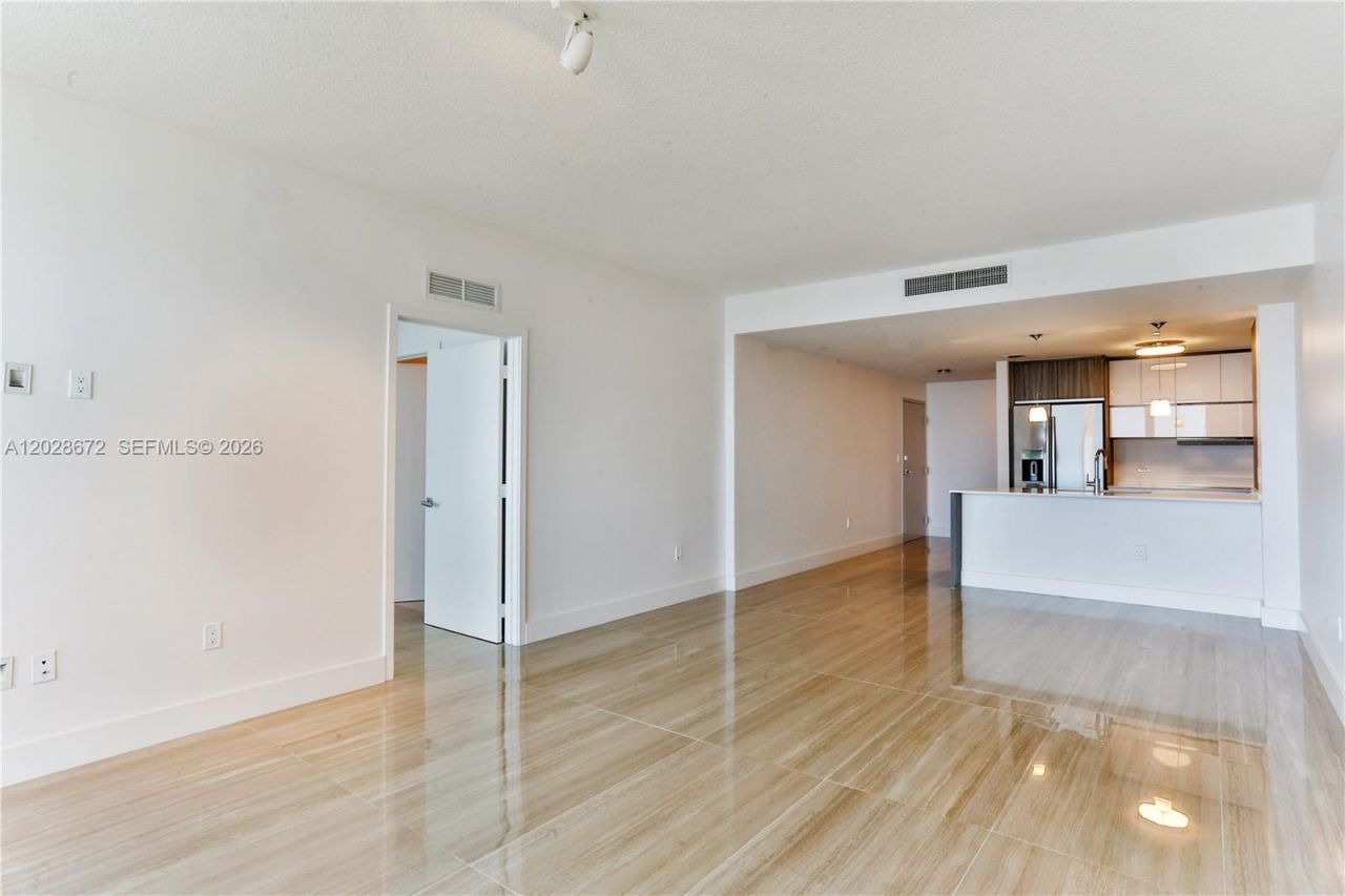 600 NE 27th St, Unit 1504, Miami, FL 33137 Photo