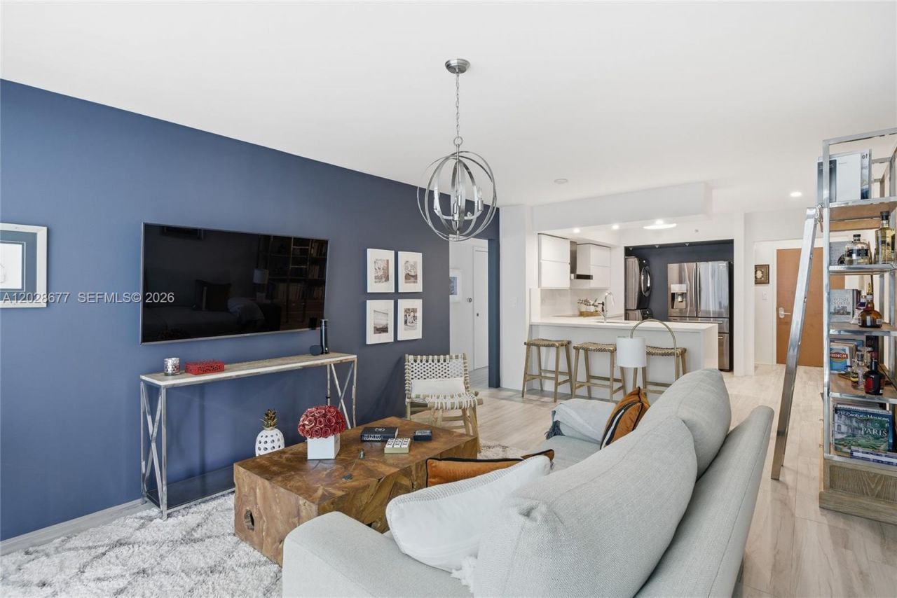 31 SE 5th St , Unit 2410, Miami, FL 33131 Photo