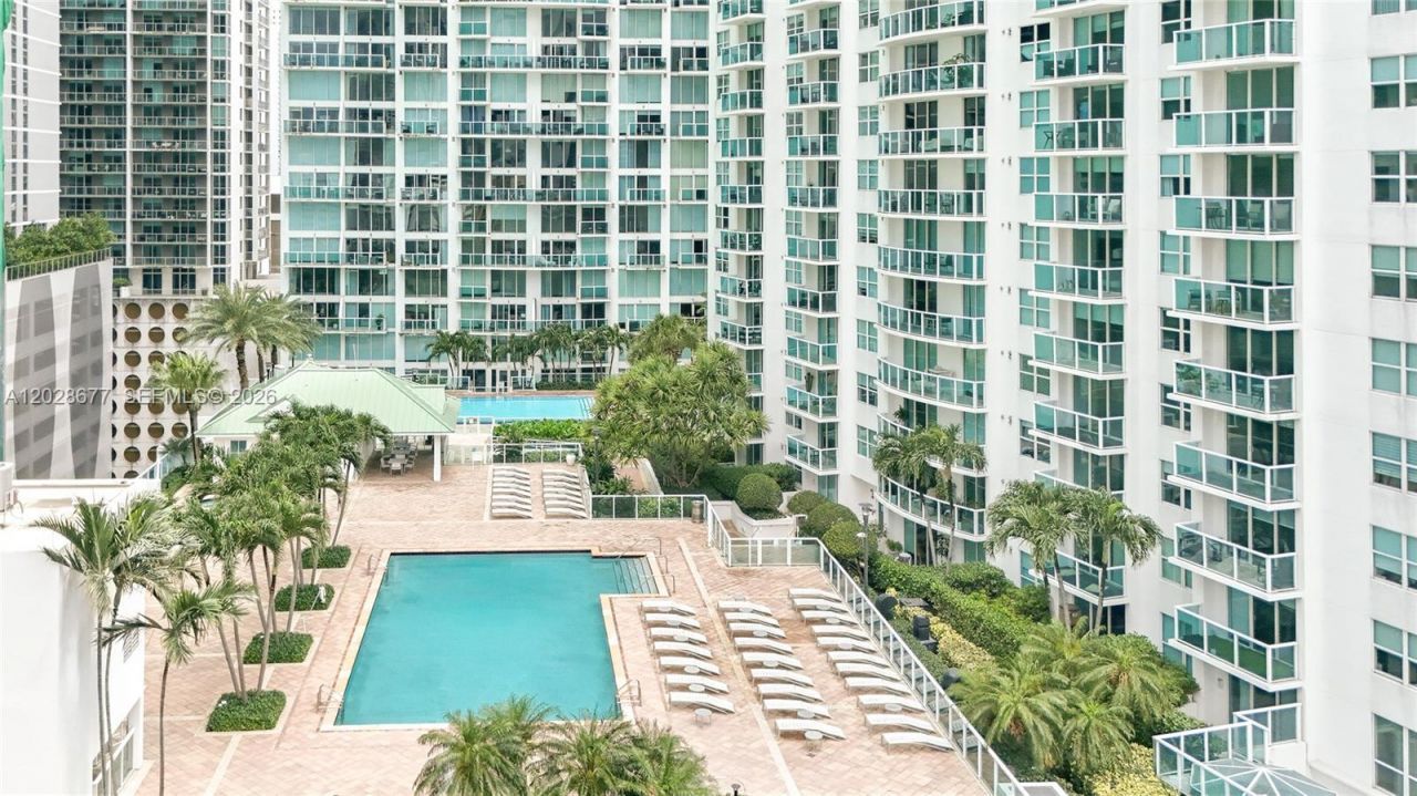 31 SE 5th St , Unit 2410, Miami, FL 33131 Photo