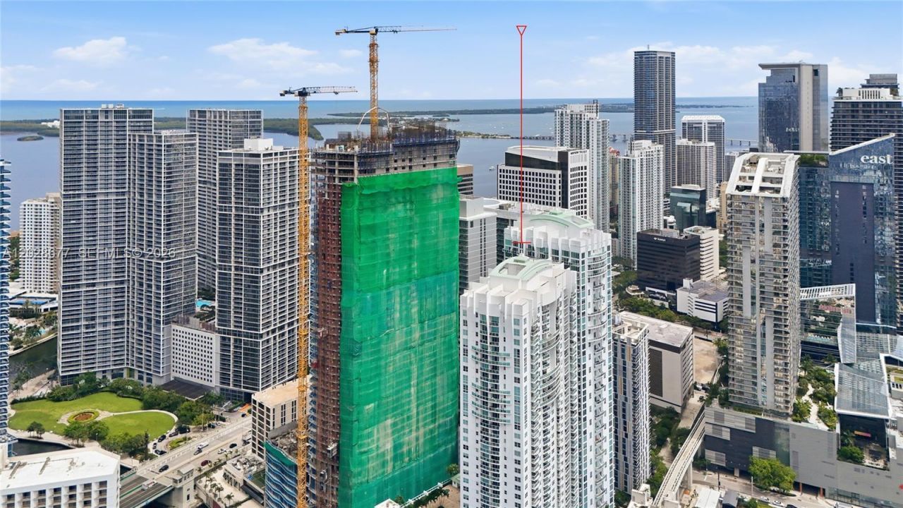 31 SE 5th St , Unit 2410, Miami, FL 33131 Photo