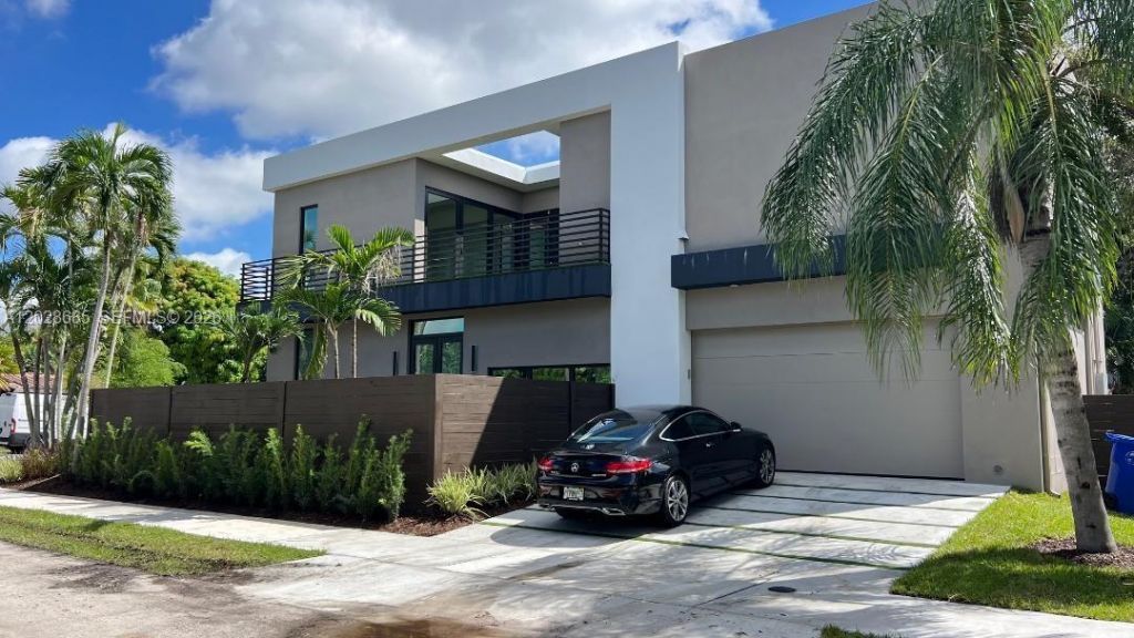 1700 NE 18th St , Fort Lauderdale, FL 33305 Photo