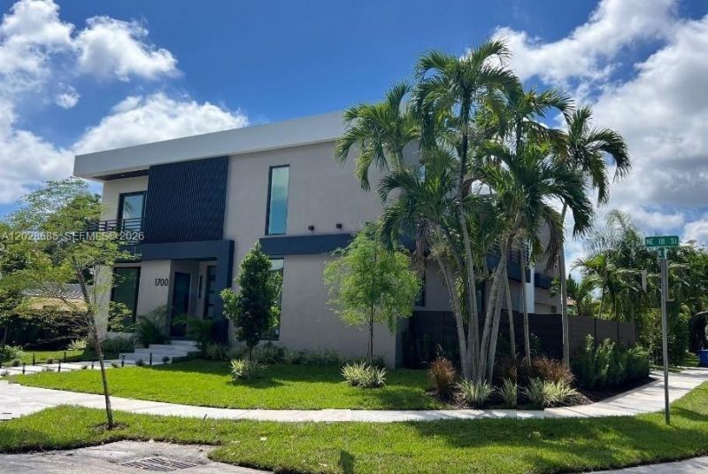 1700 NE 18th St , Fort Lauderdale, FL 33305 Photo