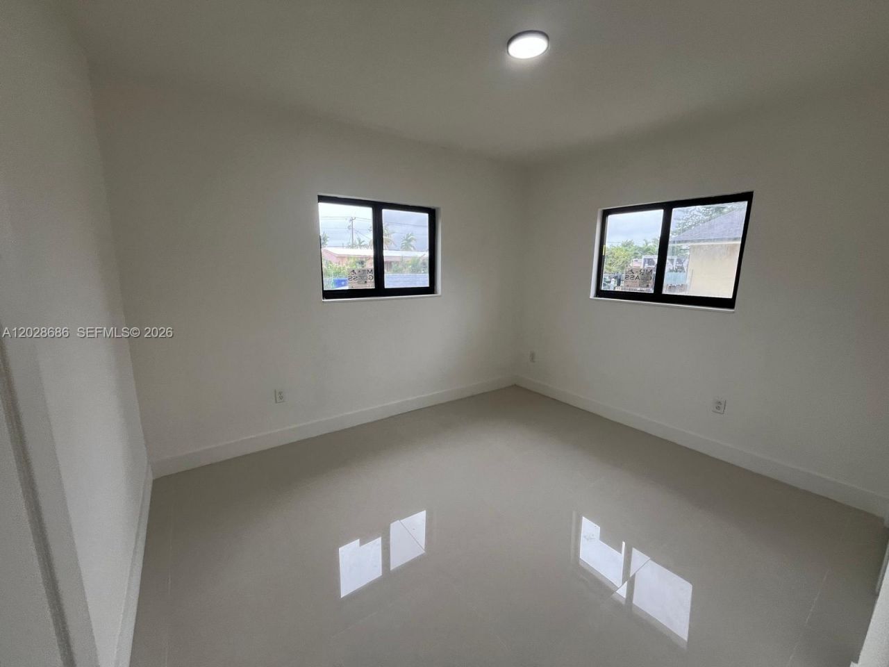 1800 NW 18th Ter, Miami, FL 33125 Photo