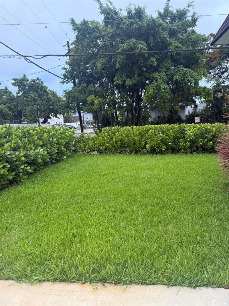 1800 NW 18th Ter, Miami, FL 33125 Photo