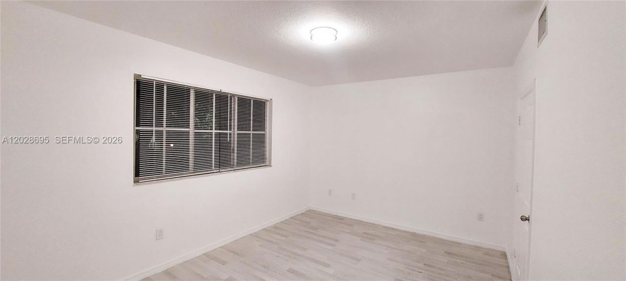 2501 Centergate Dr , Unit 203, Miramar, FL 33025 Photo