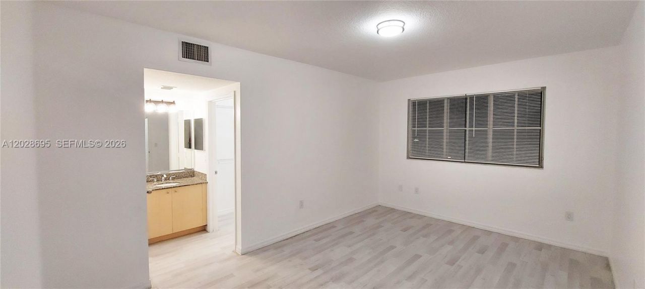 2501 Centergate Dr , Unit 203, Miramar, FL 33025 Photo