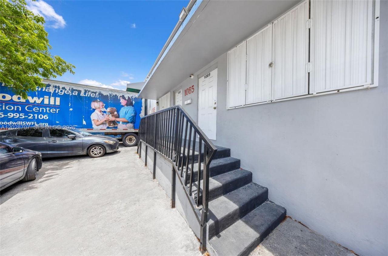 1085 E 27th St , Hialeah, FL 33013 Photo