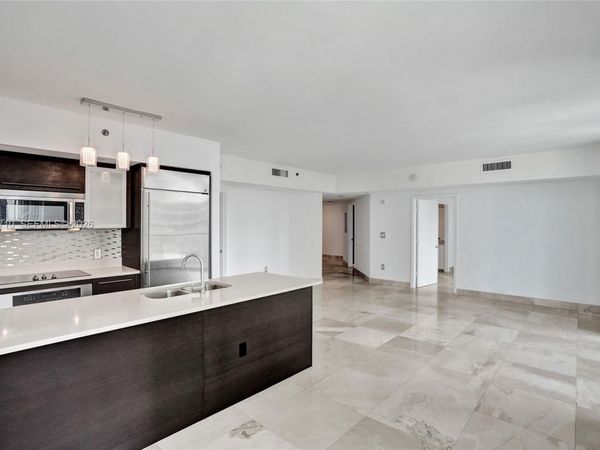 55 SE 6th St, Unit 1502, Miami, FL 33131