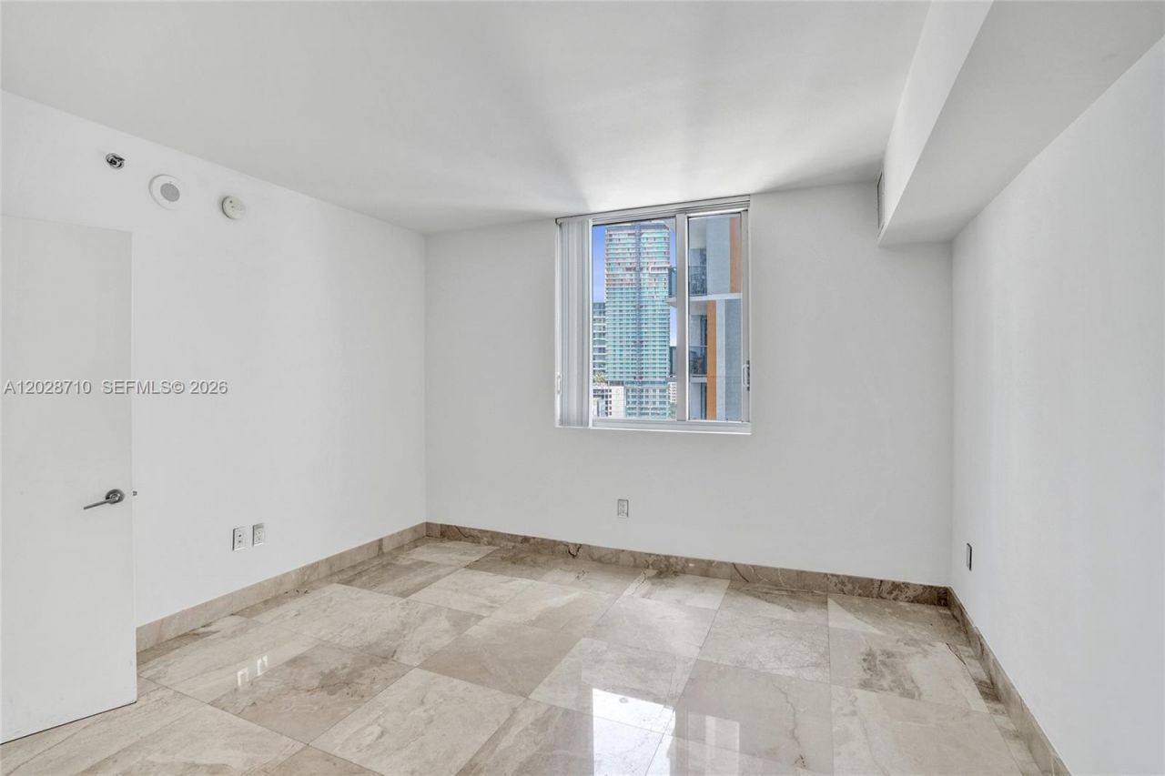 55 SE 6th St, Unit 1502, Miami, FL 33131 Photo