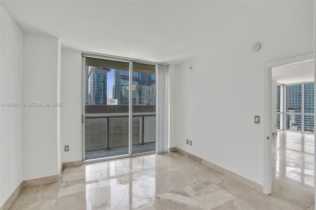 55 SE 6th St, Unit 1502, Miami, FL 33131 Photo